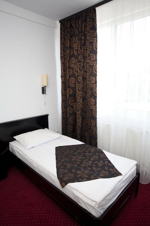 Hotel Terra Oradea Eksteriør billede