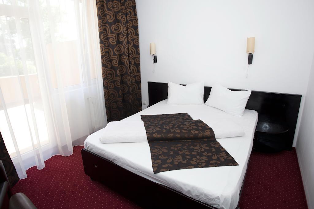 Hotel Terra Oradea Eksteriør billede