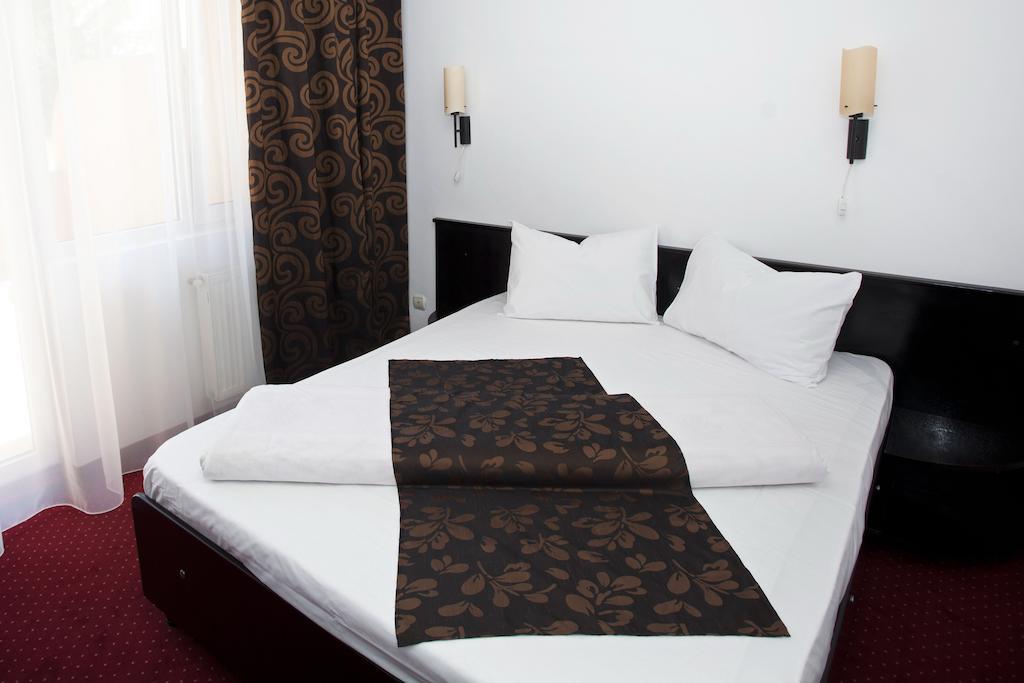 Hotel Terra Oradea Eksteriør billede