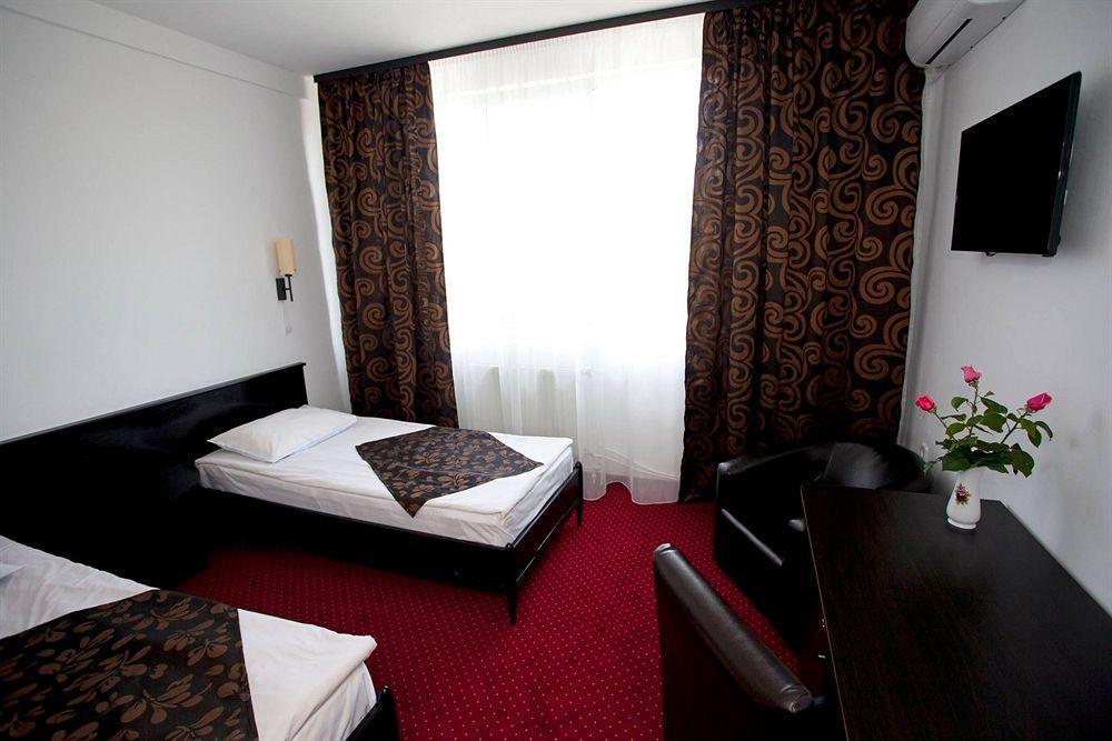 Hotel Terra Oradea Eksteriør billede
