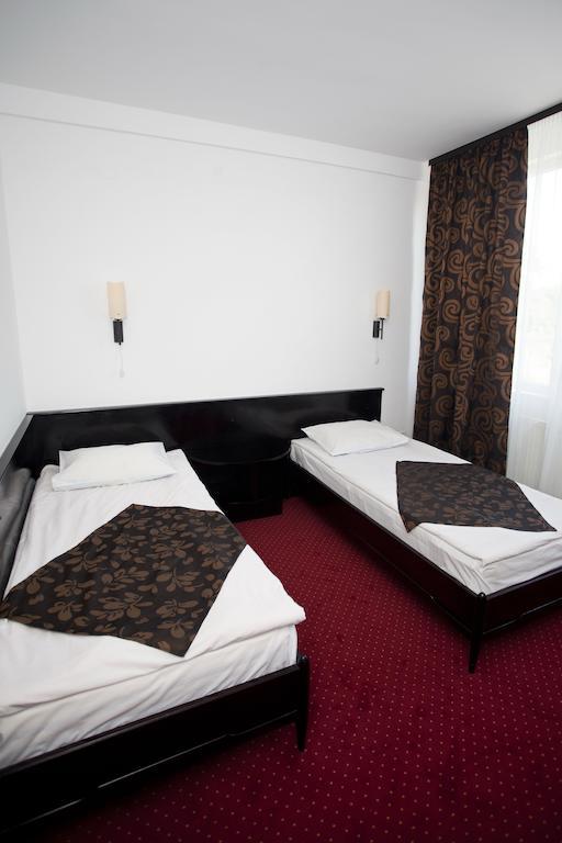 Hotel Terra Oradea Eksteriør billede